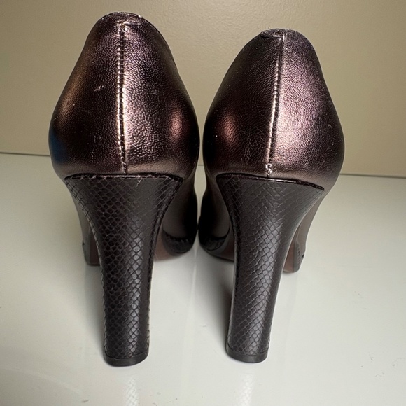 Cole Haan Metallic Bronze Snake-Embossed Platform Heels Size 8 - Picture 9 of 12
